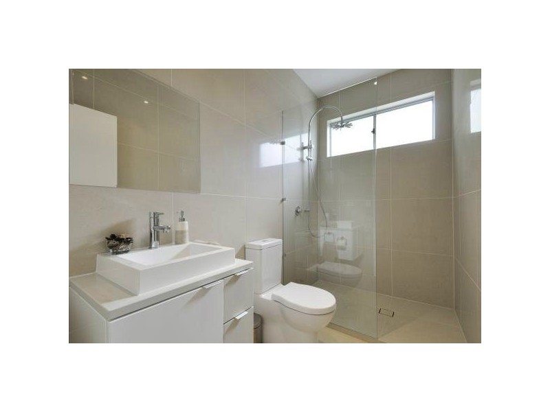 10 Quayside Drive, Helensvale QLD 4212