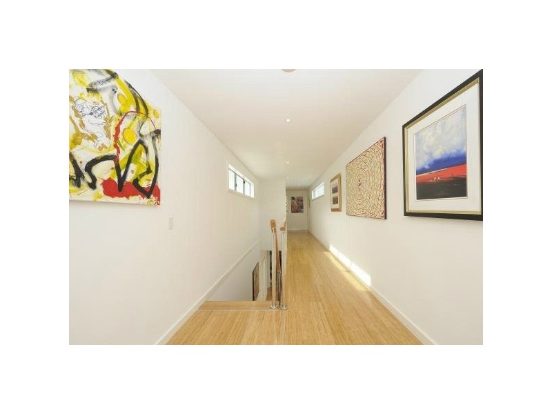 10 Quayside Drive, Helensvale QLD 4212