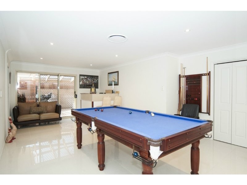 7 Chesterfield Place, Runaway Bay QLD 4216