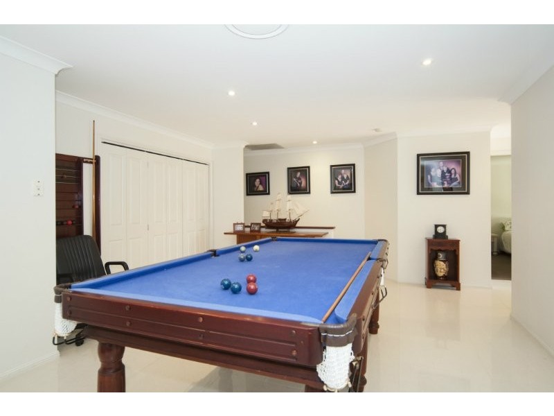 7 Chesterfield Place, Runaway Bay QLD 4216