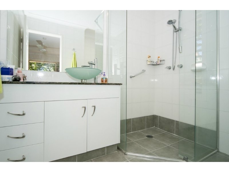 7 Chesterfield Place, Runaway Bay QLD 4216