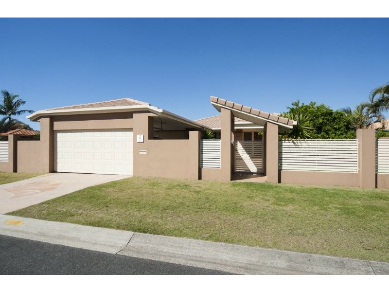 7 Chesterfield Place, Runaway Bay QLD 4216