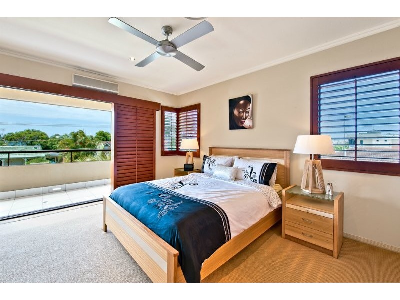 1/20 Rouen Avenue, Paradise Point QLD 4216