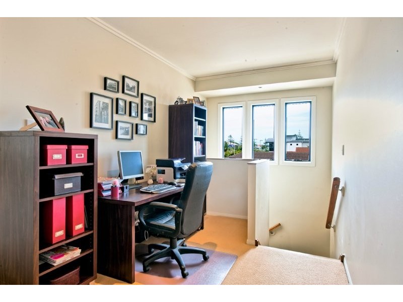 1/20 Rouen Avenue, Paradise Point QLD 4216