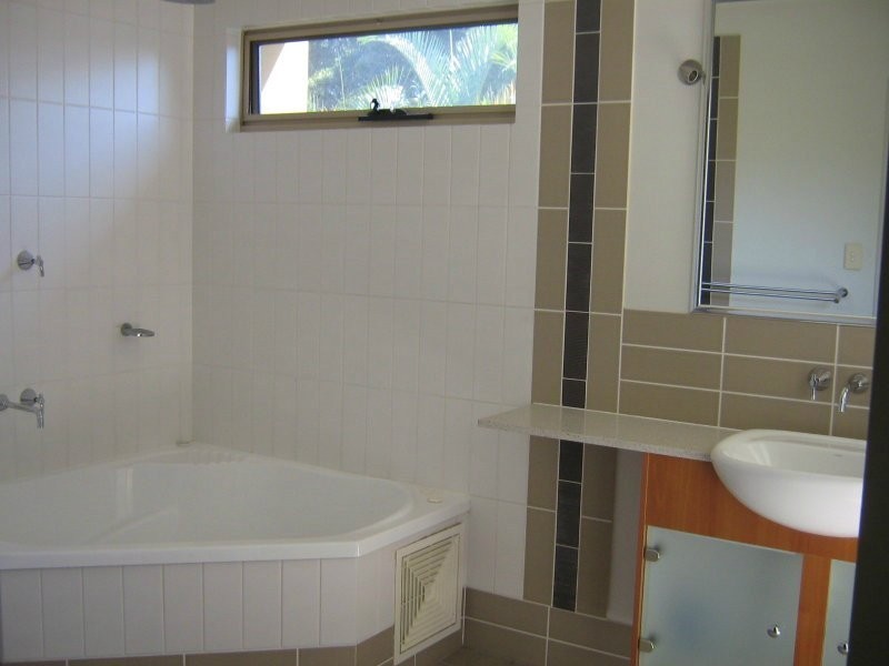 3/61 Muir Street, Labrador QLD 4215