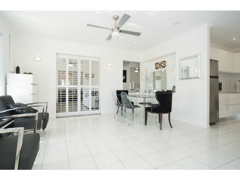 1/43 Paradise Parade, Paradise Point QLD 4216