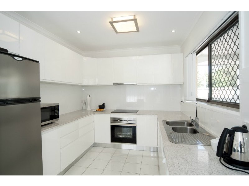 1/43 Paradise Parade, Paradise Point QLD 4216