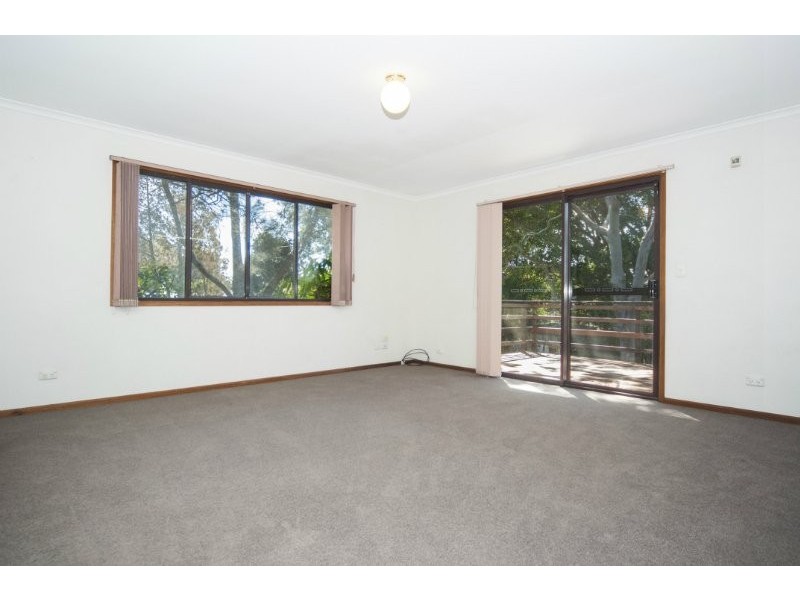 72 Crescent Avenue, Hope Island QLD 4212