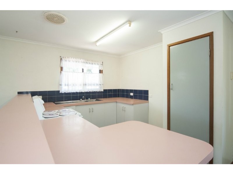 72 Crescent Avenue, Hope Island QLD 4212