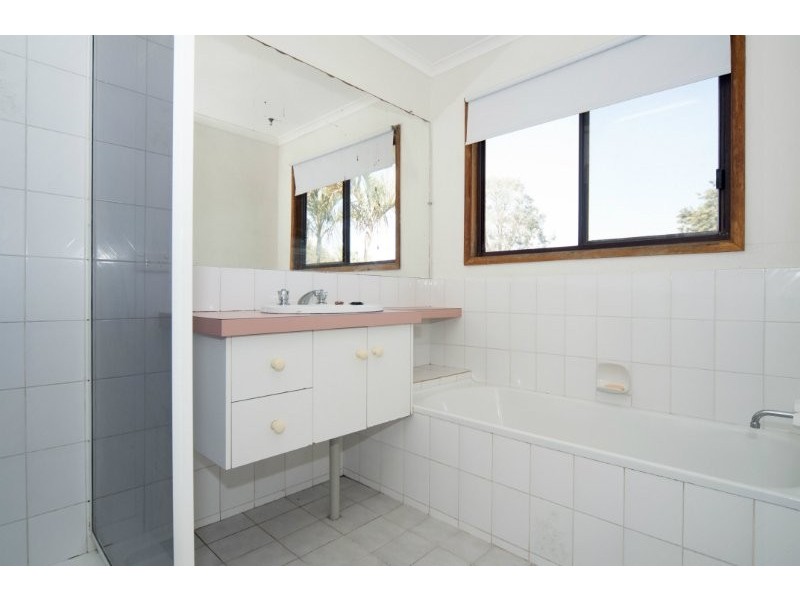 72 Crescent Avenue, Hope Island QLD 4212