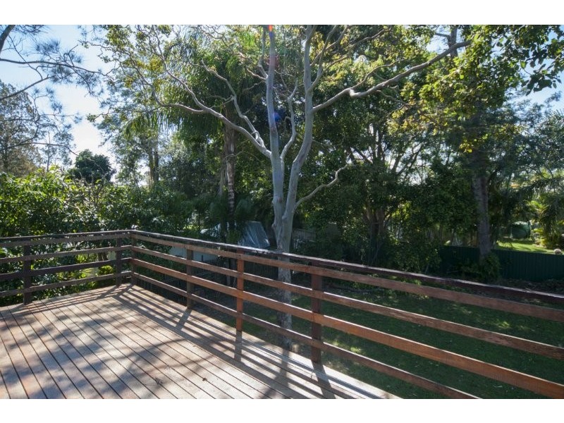 72 Crescent Avenue, Hope Island QLD 4212