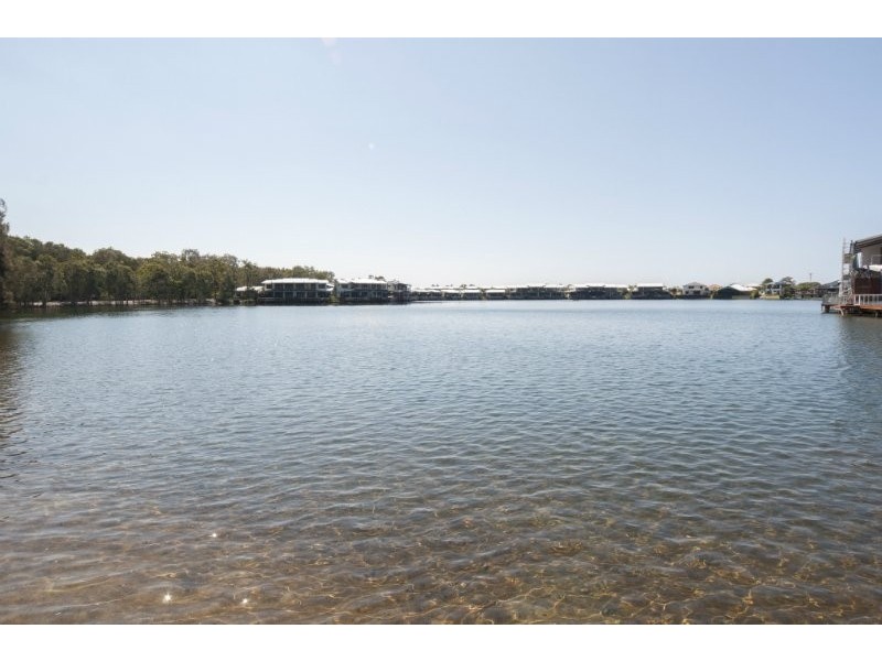 31/181 Lae Drive, Coombabah QLD 4216