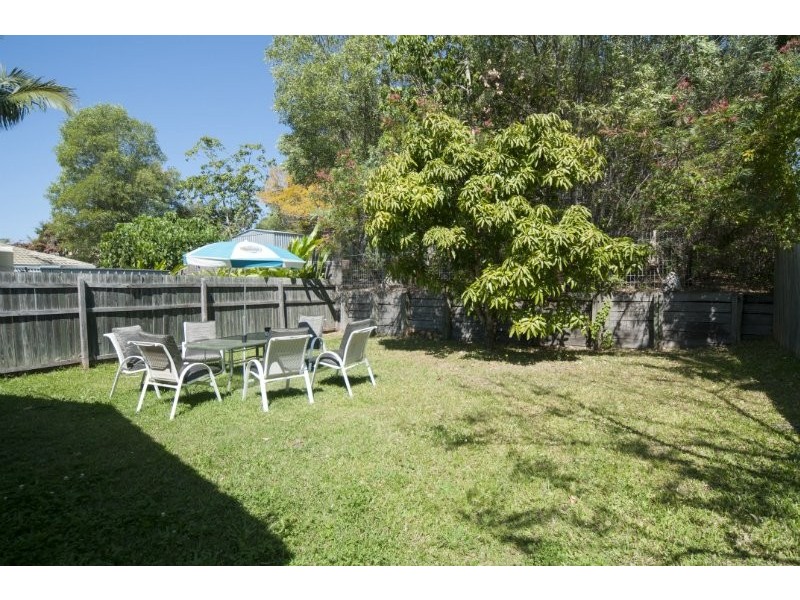 2/7 Clovelly Place, Labrador QLD 4215