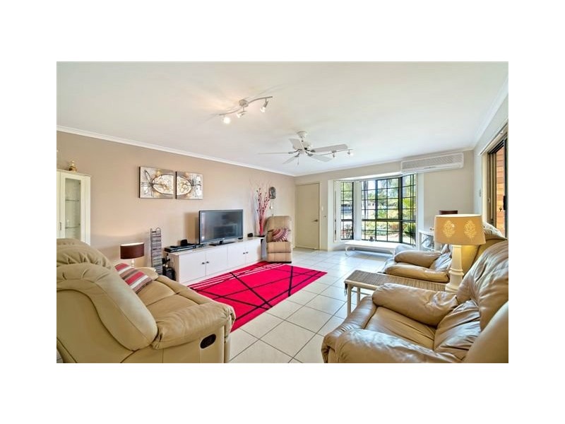 1/22 Maiala Close, Paradise Point QLD 4216