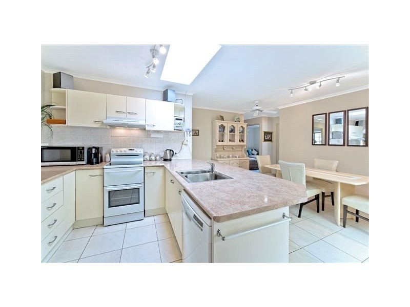 1/22 Maiala Close, Paradise Point QLD 4216