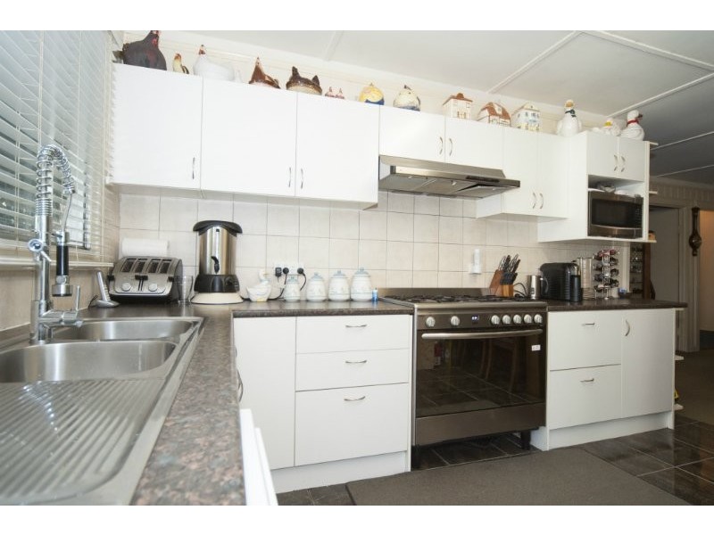 34 Crescent Avenue, Hope Island QLD 4212