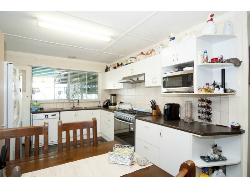 34 Crescent Avenue, Hope Island QLD 4212