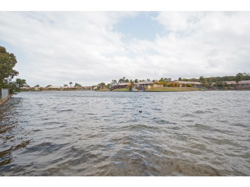 1/24 Possum Crescent, Coombabah QLD 4216