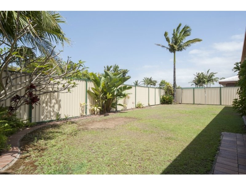 1/2 Sandra Court, Coombabah QLD 4216