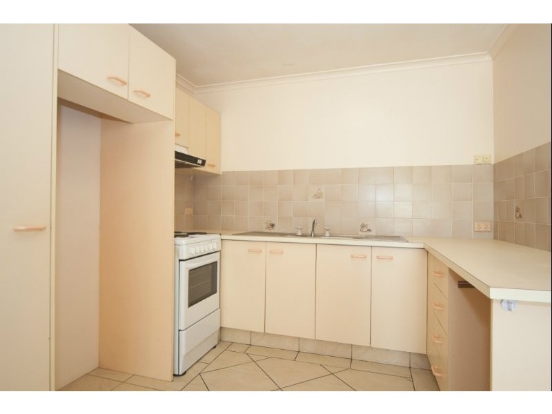 1/2 Sandra Court, Coombabah QLD 4216