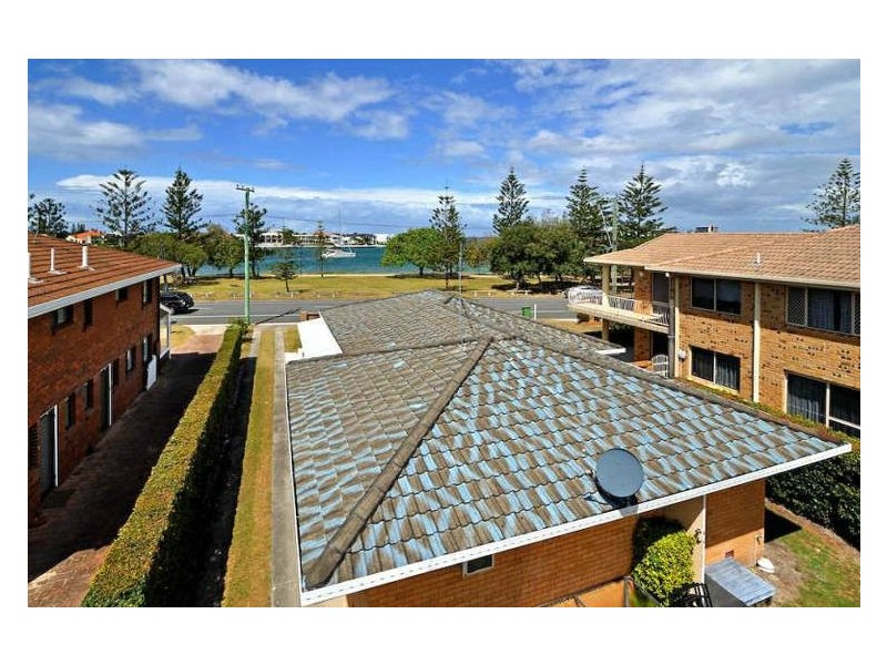108 The Esplanade, Paradise Point QLD 4216