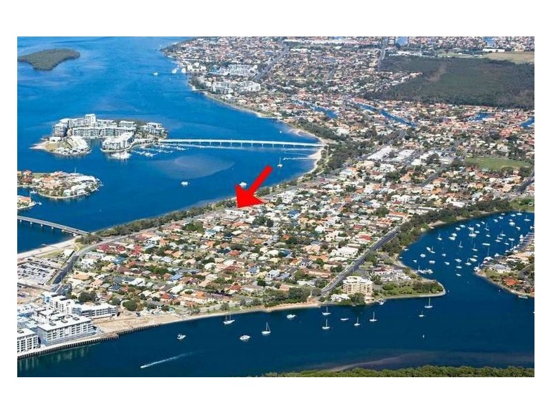 108 The Esplanade, Paradise Point QLD 4216