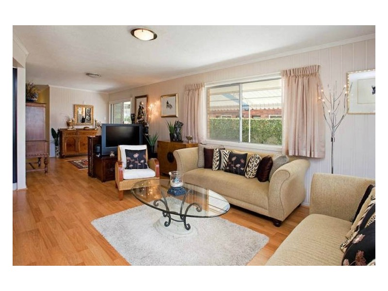 108 The Esplanade, Paradise Point QLD 4216