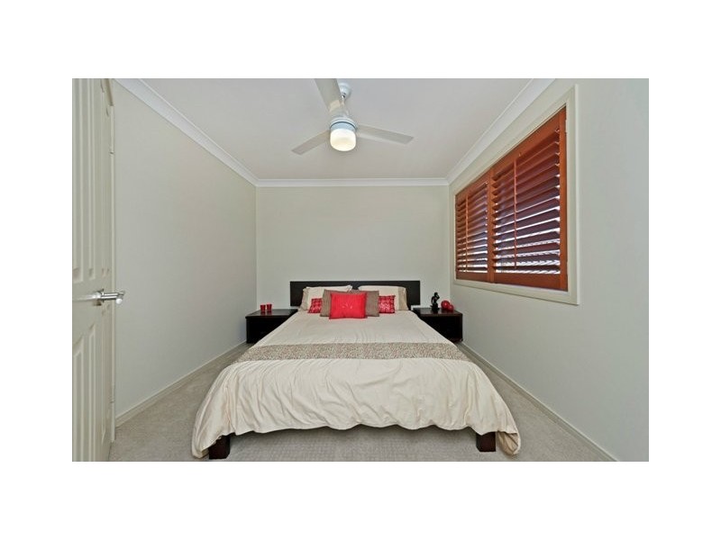 21 Oyster Cove, Helensvale QLD 4212