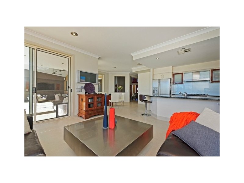 21 Oyster Cove, Helensvale QLD 4212