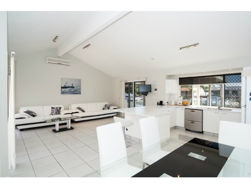 12 Marco Polo Place, Hollywell QLD 4216