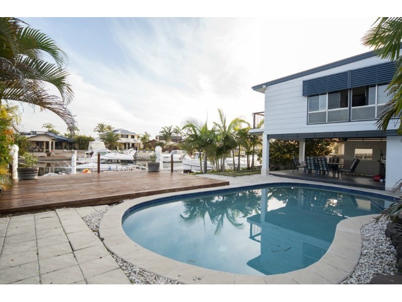 6 Karema Crescent, Runaway Bay QLD 4216