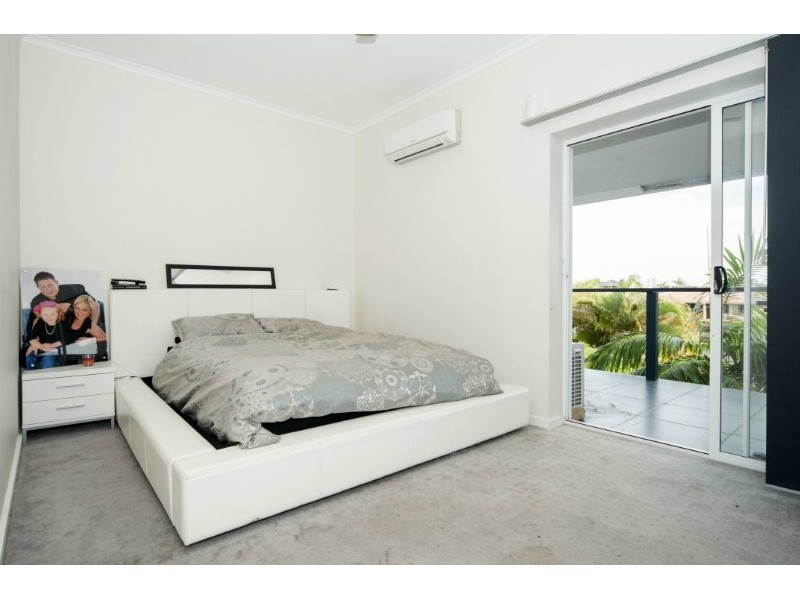 6 Karema Crescent, Runaway Bay QLD 4216