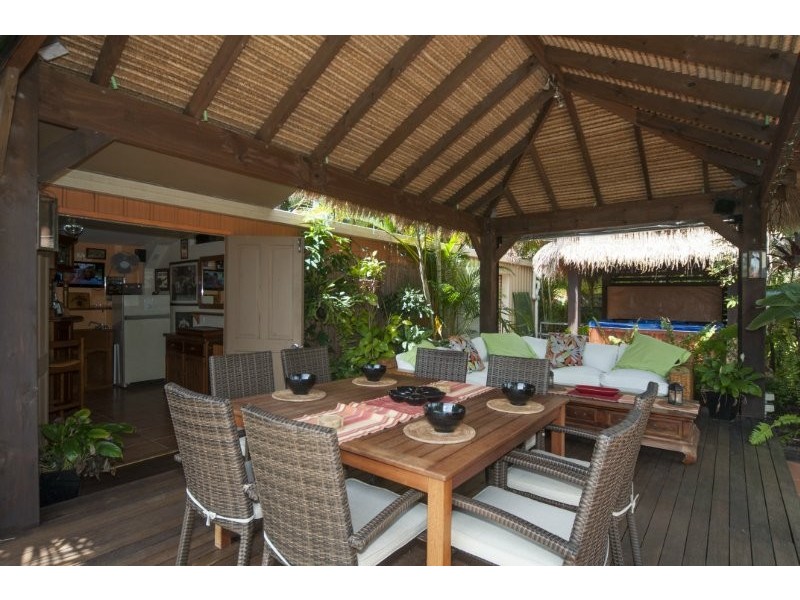 5 O’Grady Drive, Paradise Point QLD 4216