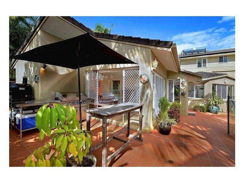 5 O’Grady Drive, Paradise Point QLD 4216