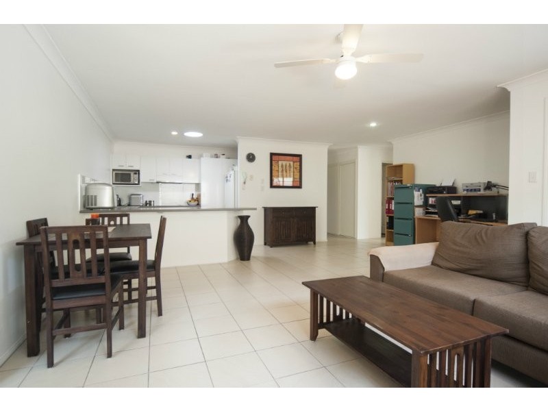 5/39 McMillan Street, Labrador QLD 4215