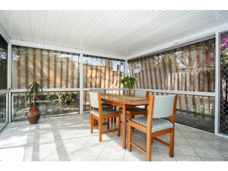 2/10 Eurimbula Court, Paradise Point QLD 4216