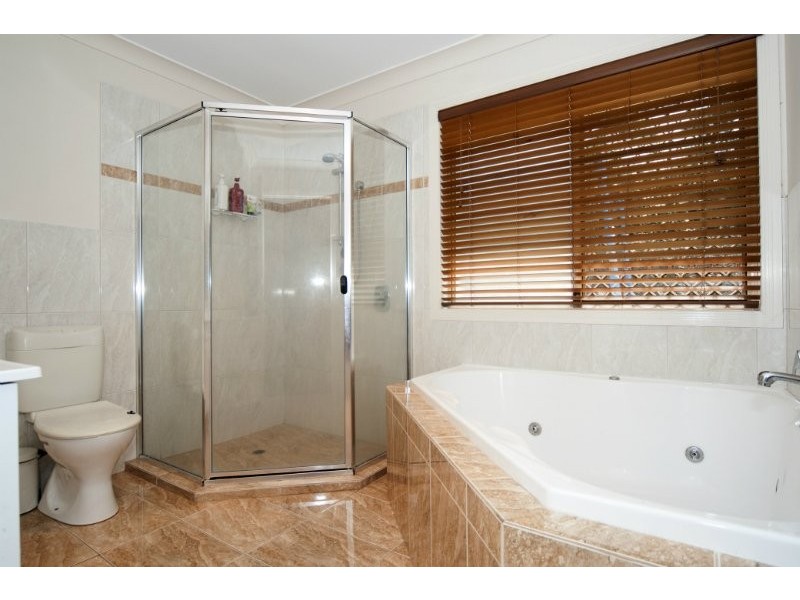 49 Tranquility Circuit, Helensvale QLD 4212