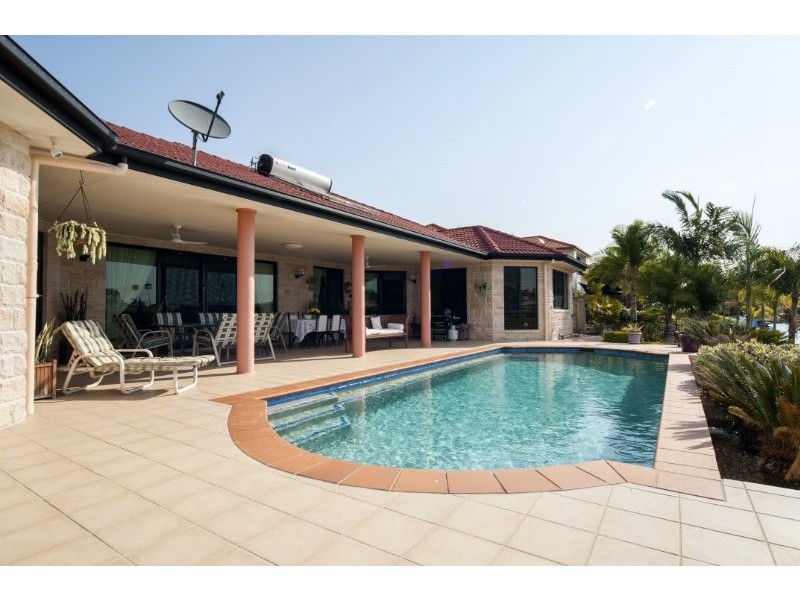 20 Eastpark Waters, Helensvale QLD 4212