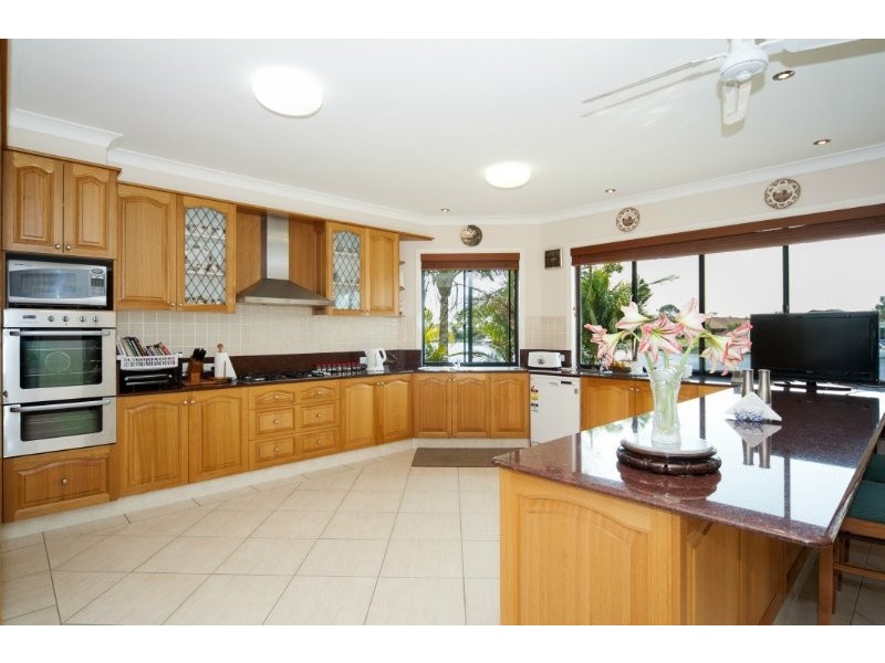 20 Eastpark Waters, Helensvale QLD 4212