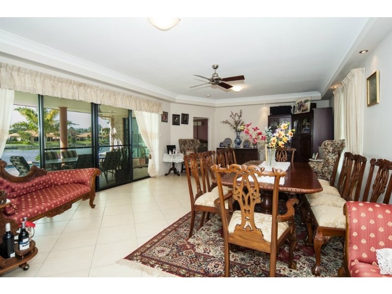20 Eastpark Waters, Helensvale QLD 4212