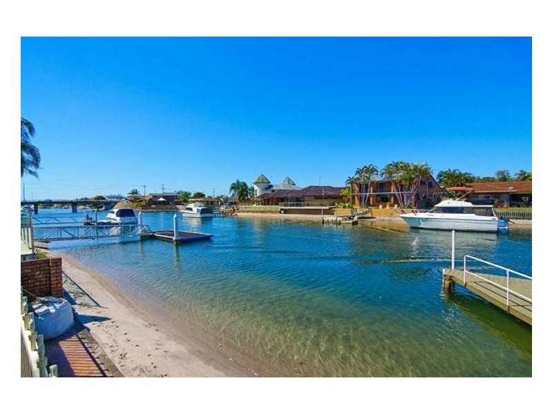 56 Walter Raleigh Cescent, Hollywell QLD 4216