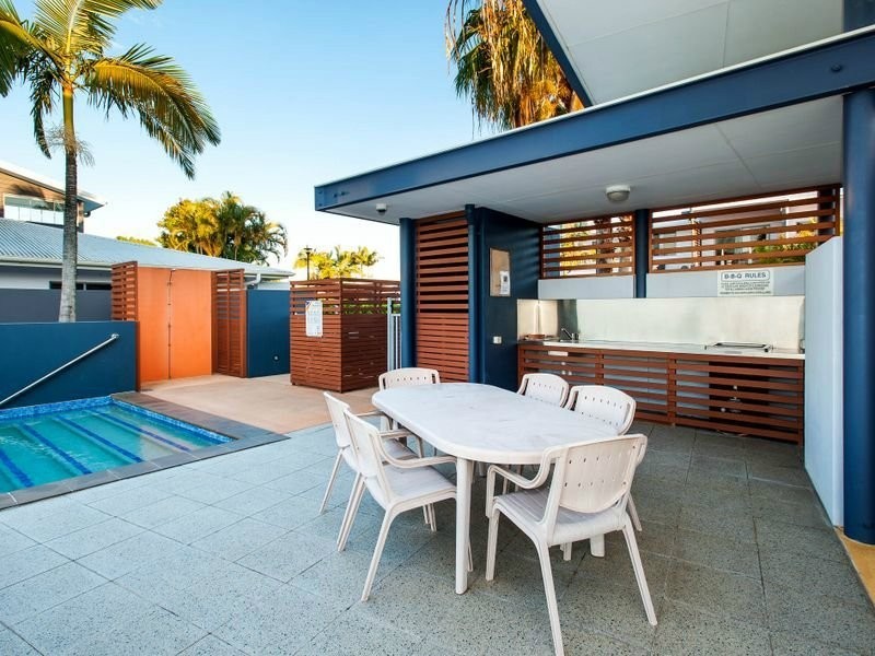 4/181 Lae Drive, Coombabah QLD 4216