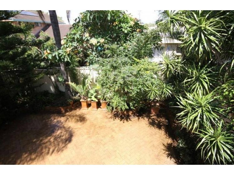 2/54 Markham Avenue, Runaway Bay QLD 4216