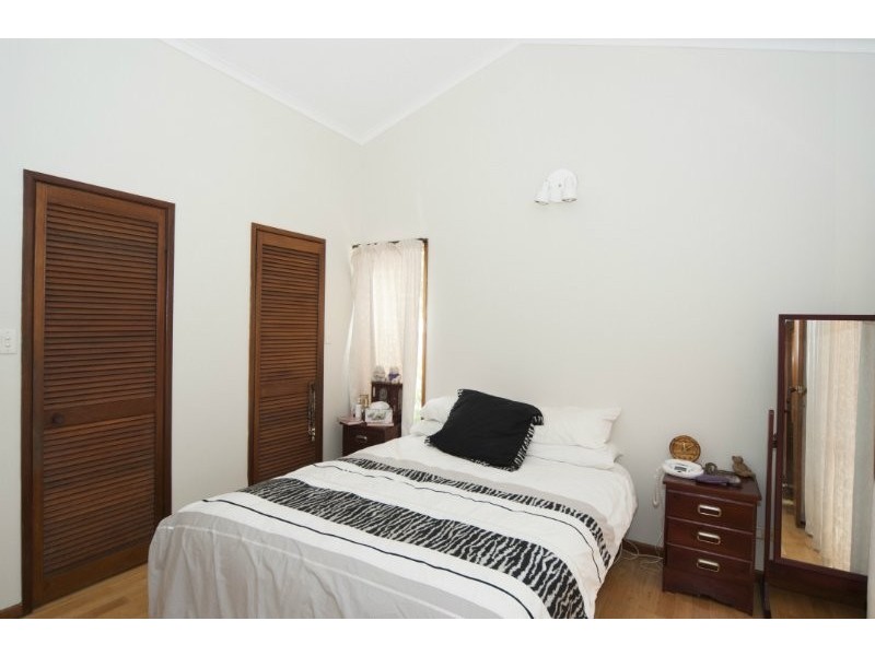 93 Oxley  Drive, Paradise Point QLD 4216