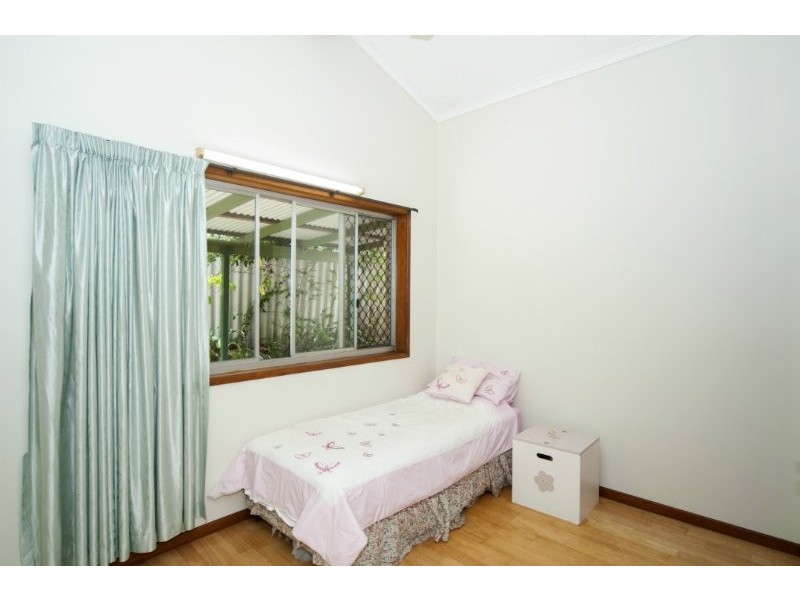 93 Oxley  Drive, Paradise Point QLD 4216