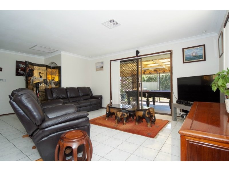 6 Frome Place, Coombabah QLD 4216