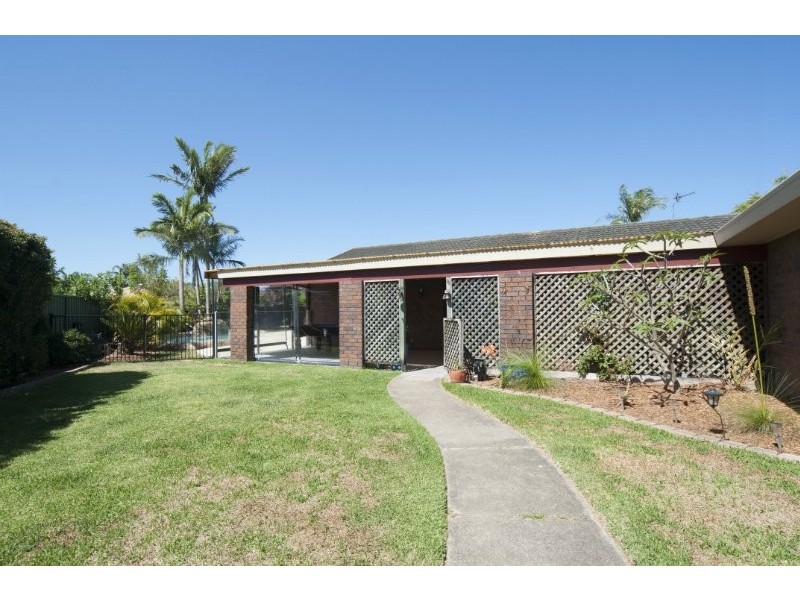 6 Frome Place, Coombabah QLD 4216