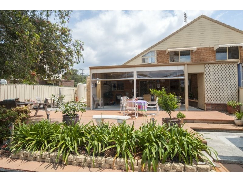 2/555 Pine Ridge Road, Biggera Waters QLD 4216
