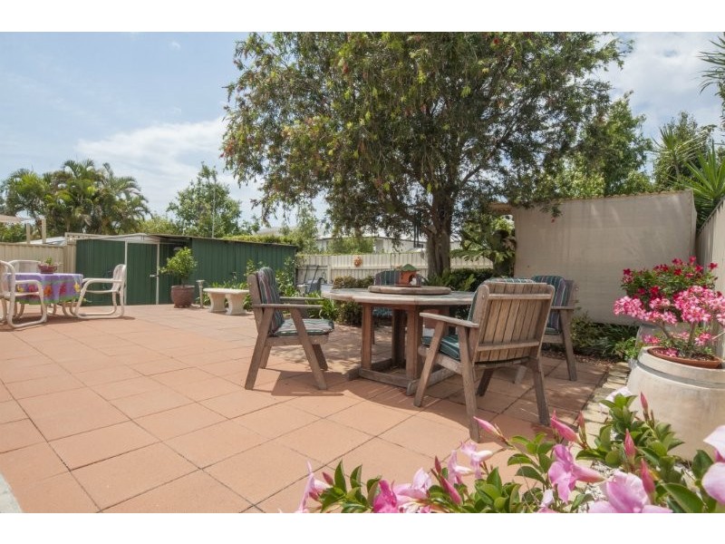 2/555 Pine Ridge Road, Biggera Waters QLD 4216