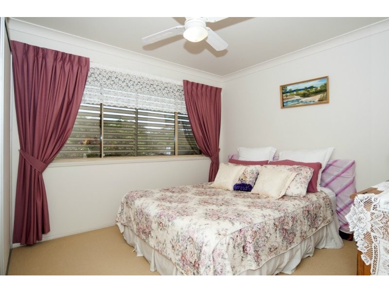 2/555 Pine Ridge Road, Biggera Waters QLD 4216